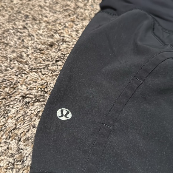 LULULEMON Speed Short *4-way Stretch 2.5" - Picture 10 of 12